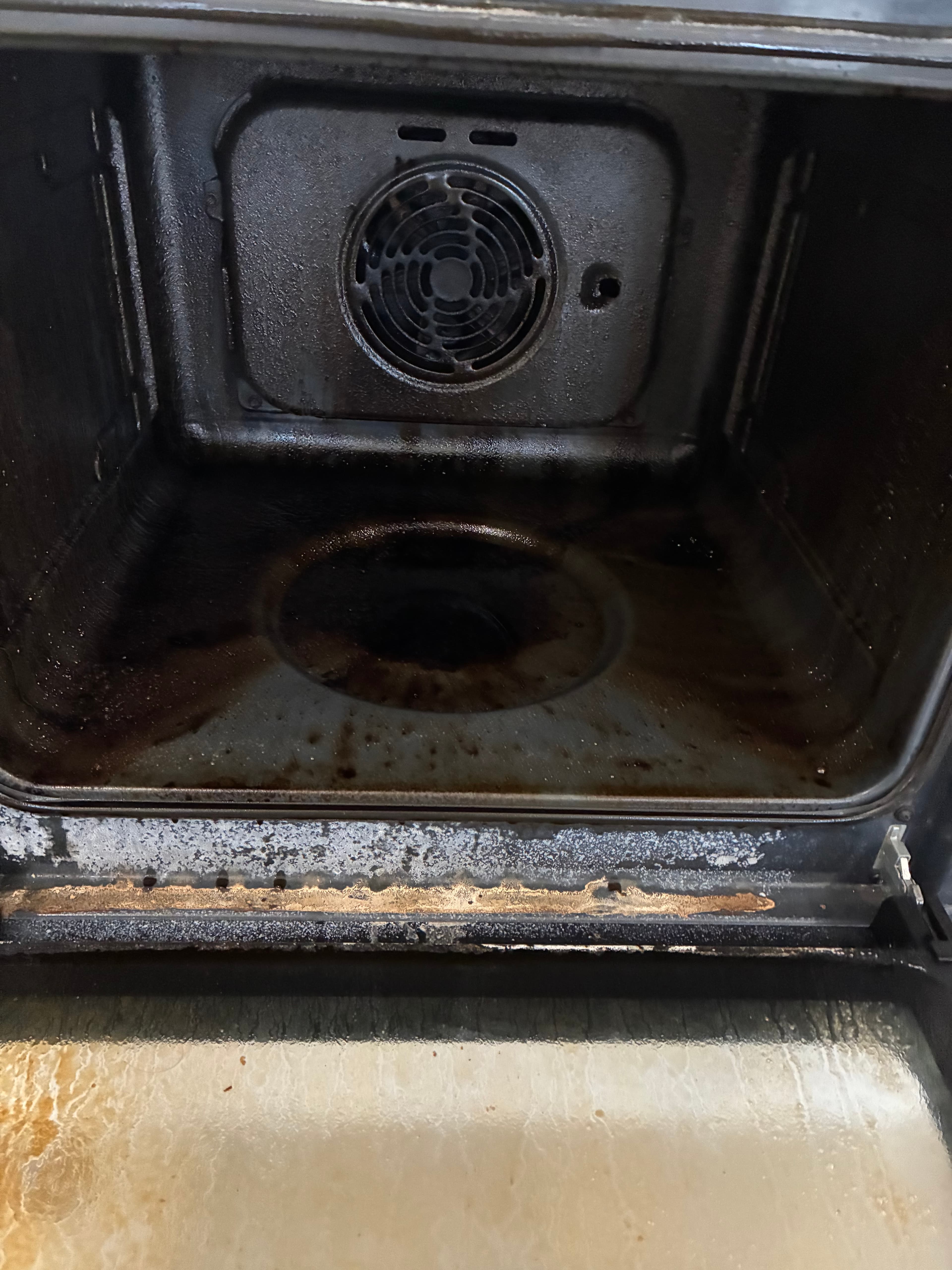 Nettoyage four - CDO Multiservices